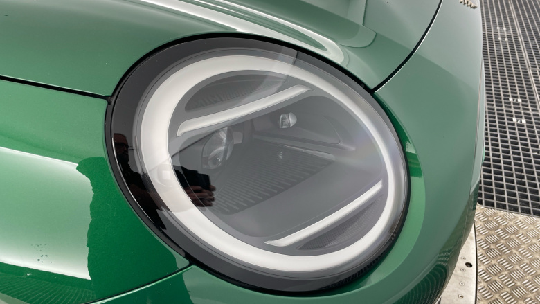 MINI Cooper 160kW SE Exclusive 54kWh 3dr Auto Electric Hatchback